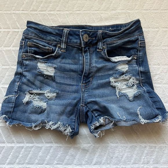 American Eagle Outfitters Pants - American Eagle Frayed Hem Next Level Stretch Distressed Shorts Size 2